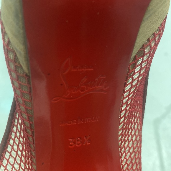 Christian louboutin shoes in red with bow in front - Picture 6 of 9